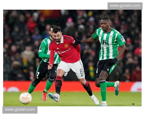 曼联力争欧联杯荣耀重现昔日辉煌再度书写红魔传奇征程 曼联力争欧联杯荣耀重现昔日辉煌再度书写红魔传奇征程