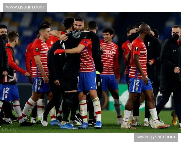 法兰克福再度书写欧联杯辉煌征程展现德意志球队不屈精神